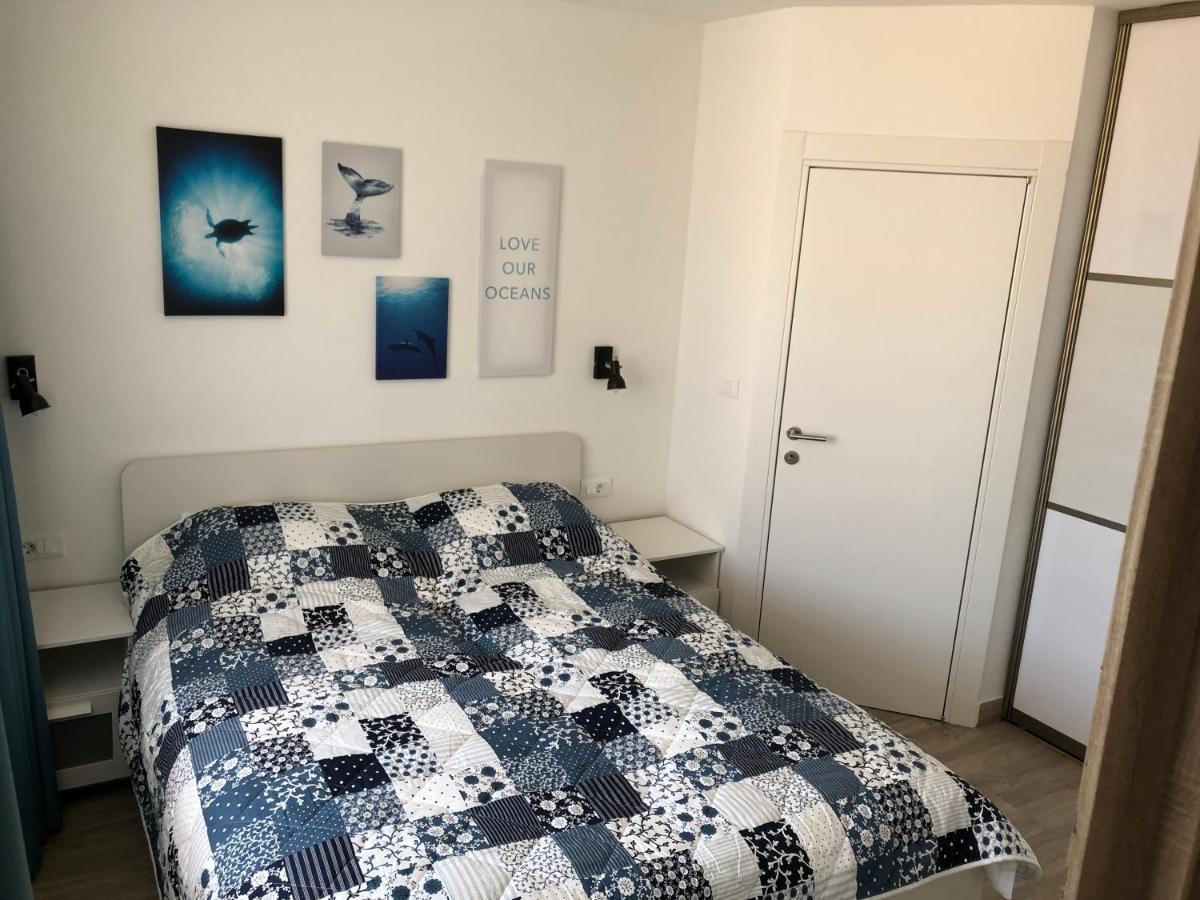 Center Seaview Apartment