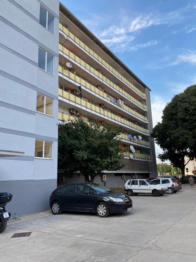 Apartment Center Seaview